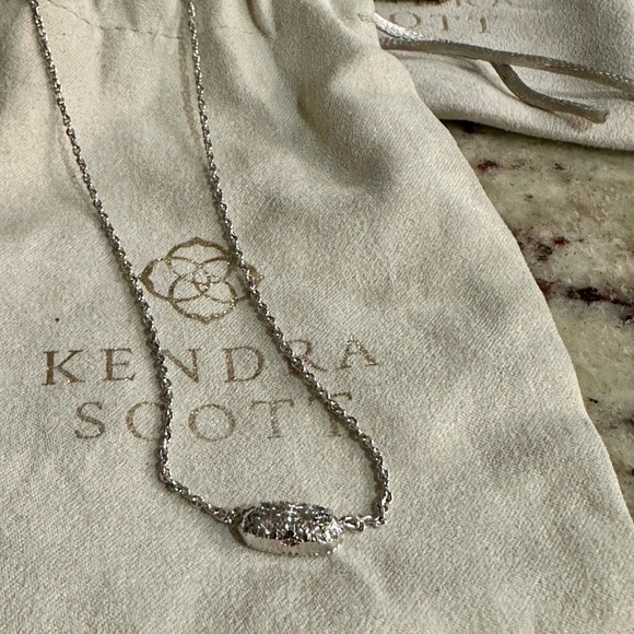 Kendra ScottVintage Holland Jewelry Collection-bracelet, necklace, & earrings - Picture 4 of 5